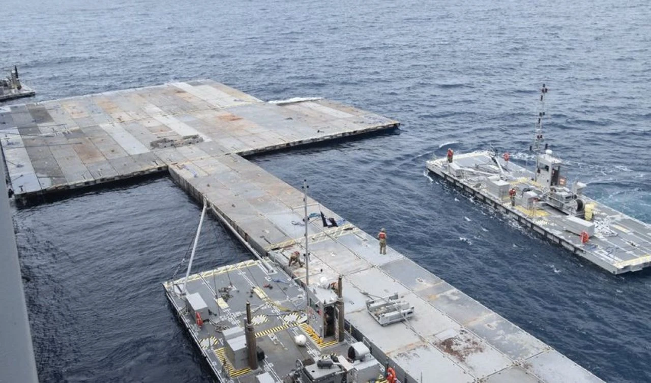 ABD'nin Doğu Akdeniz'deki yapay limanı! Yayınlanan fotoğraftaki detay gündem oldu - 3. Resim