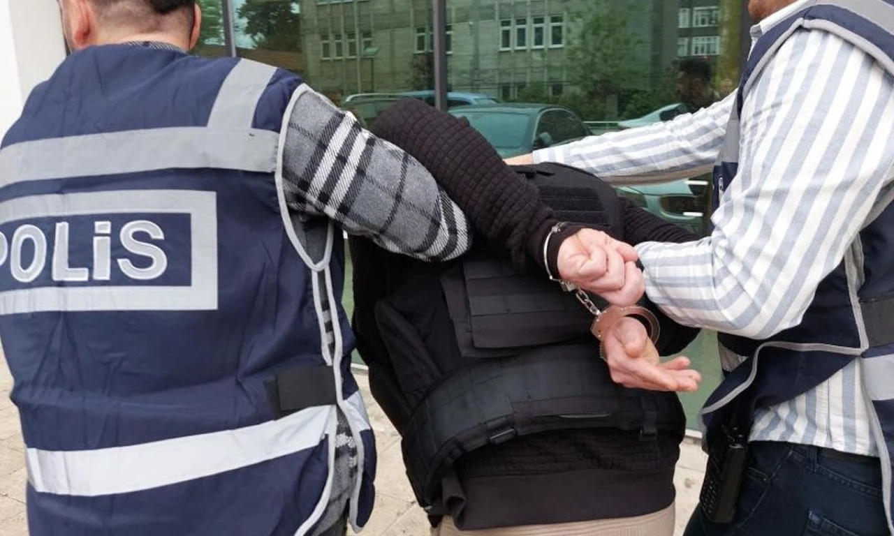 Banyoda karısını katletmişti! Katil koca adliyeye sevk edildi - 1. Resim