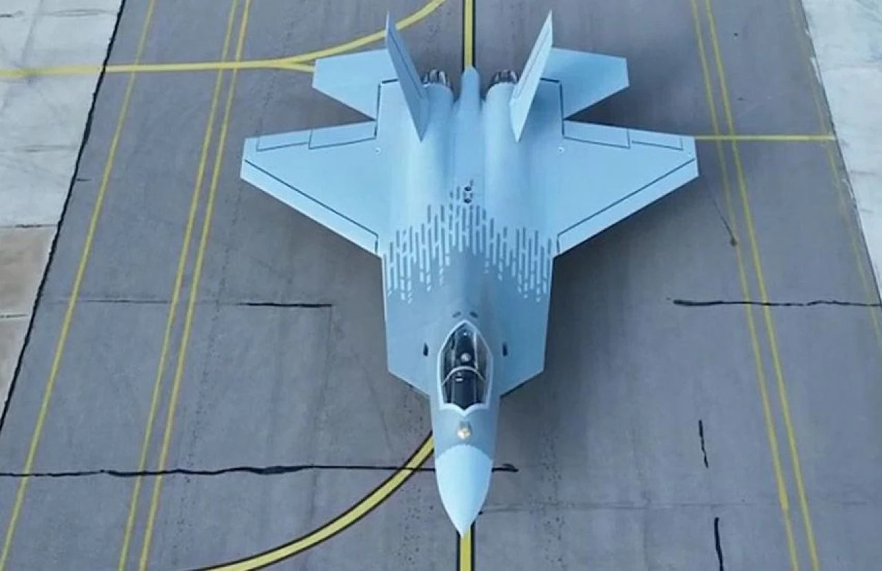 KAAN, 8 farklı hedefi hemen vuracak! Çoklu sistem yerlileştiriliyor - 1. Resim