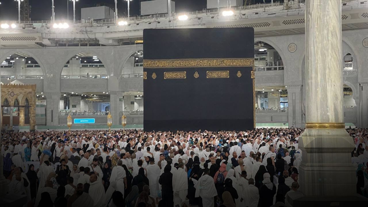 Kurban bayramı öncesinde Mescid-i Haram&#039;daki yoğunluk arttı! Uzmanlardan uyarı geldi