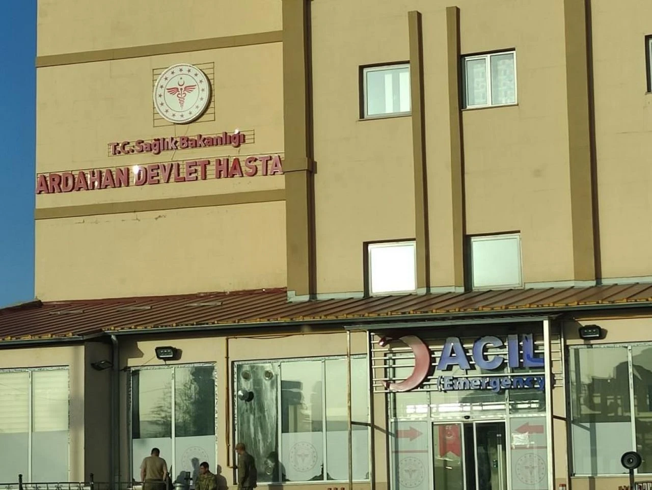 Lisede zehirlenme şüphesi: 25 öğrenci hastanelik oldu