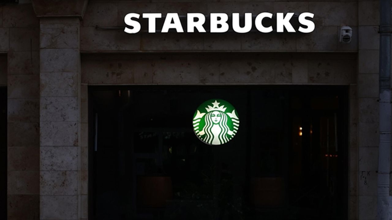 Boykotların hedefindeki Starbucks&#039;ın geliri düştü
