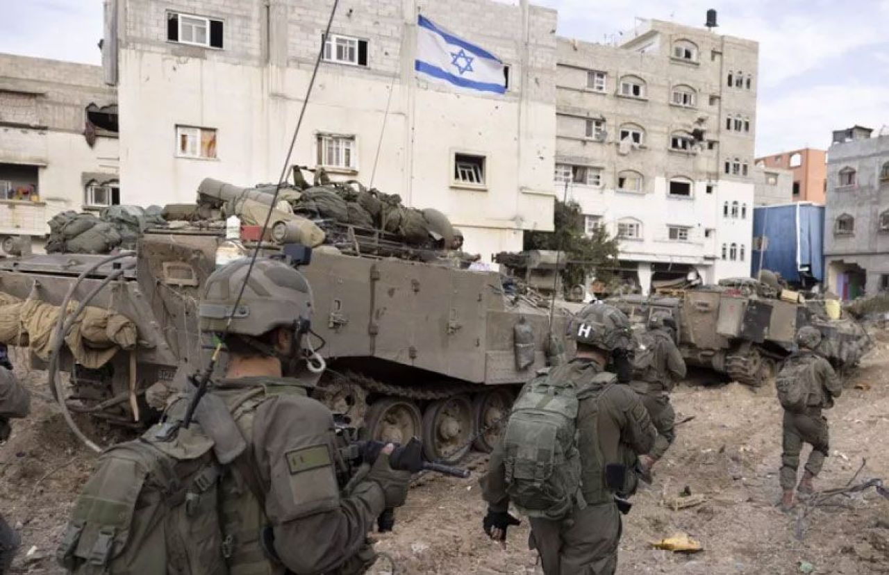 Gazze sınırında dikkat çeken askeri hareketlilik! - 1. Resim
