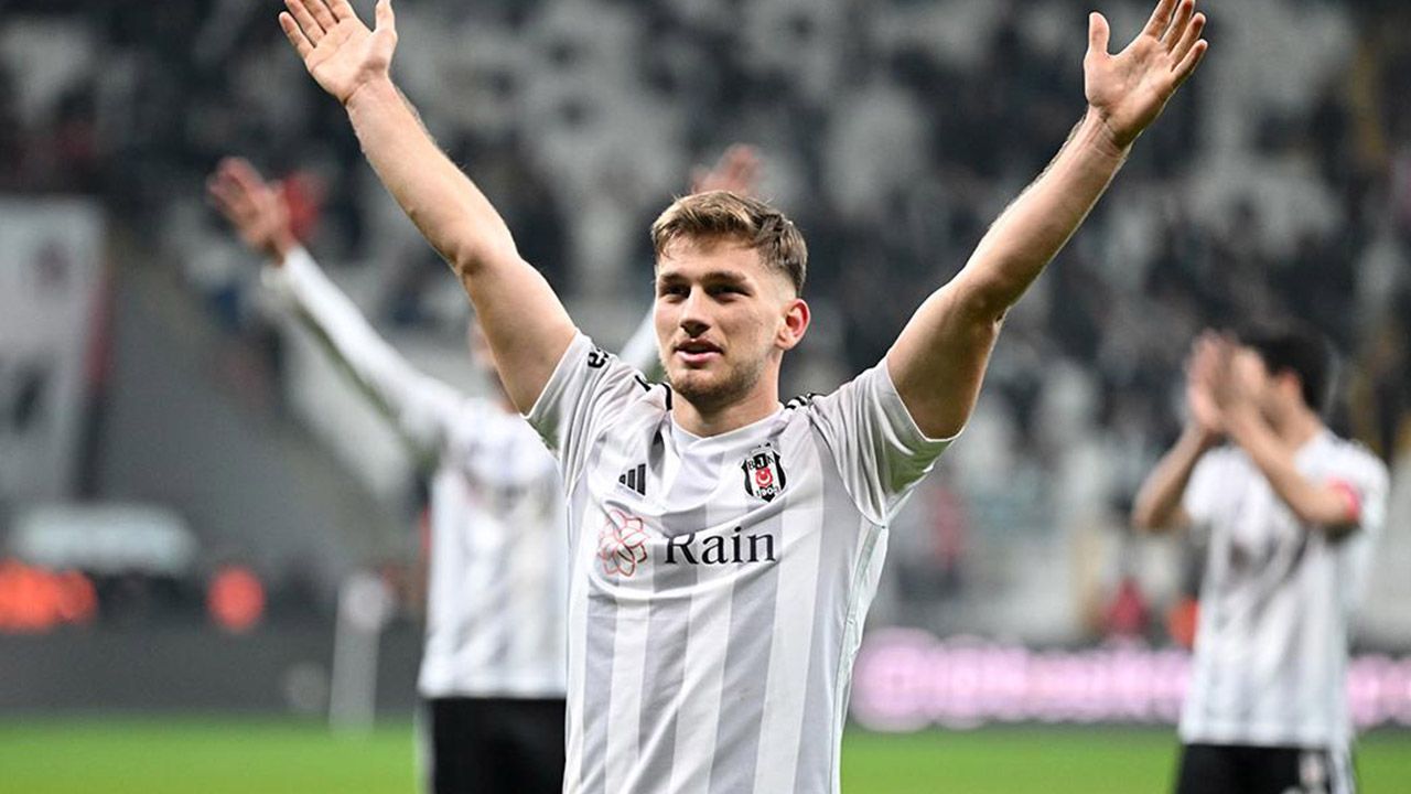 İngiltere&#039;den Semih Kılıçsoy için şaşırtan teklif! Beşiktaş hemen cevap verdi