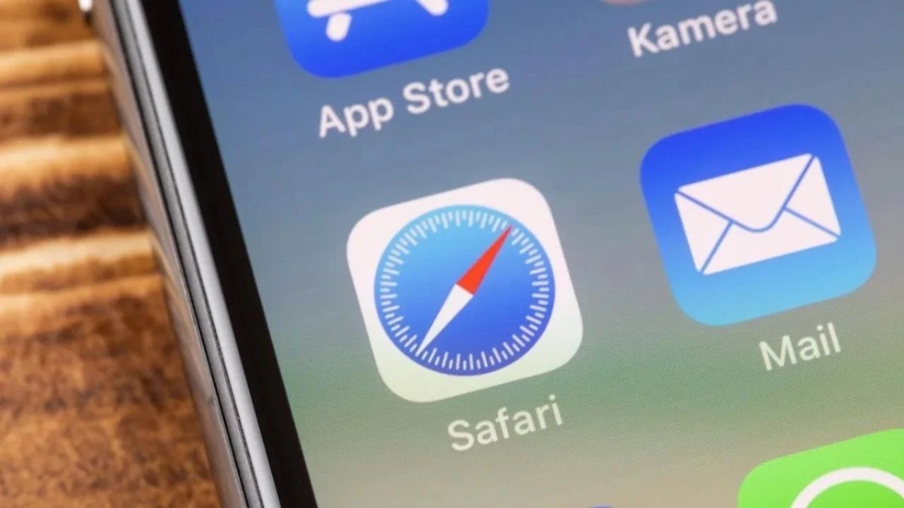 iOS 18, Safari'yi yapay zekayla donatacak: Üç özellik sızdırıldı