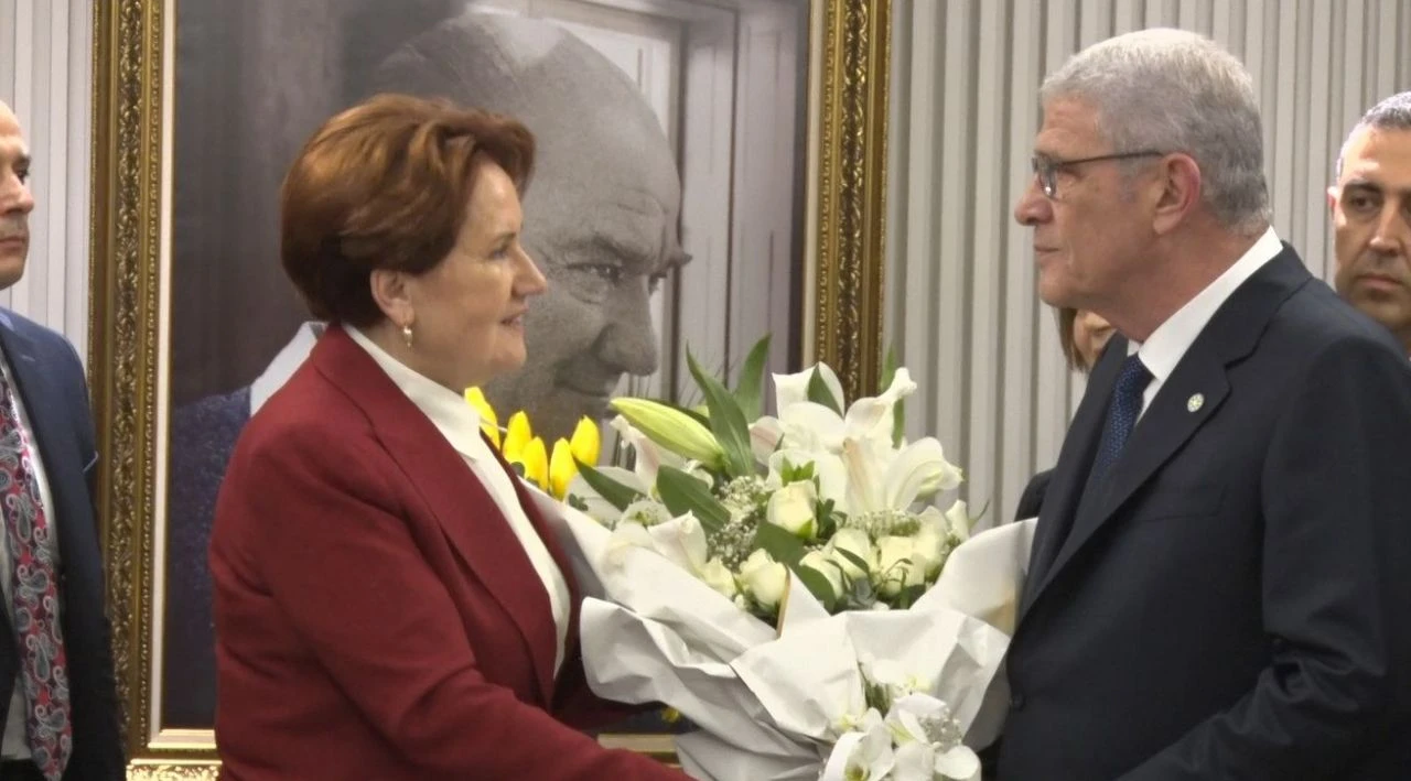 İYİ Parti’de devir teslim töreni