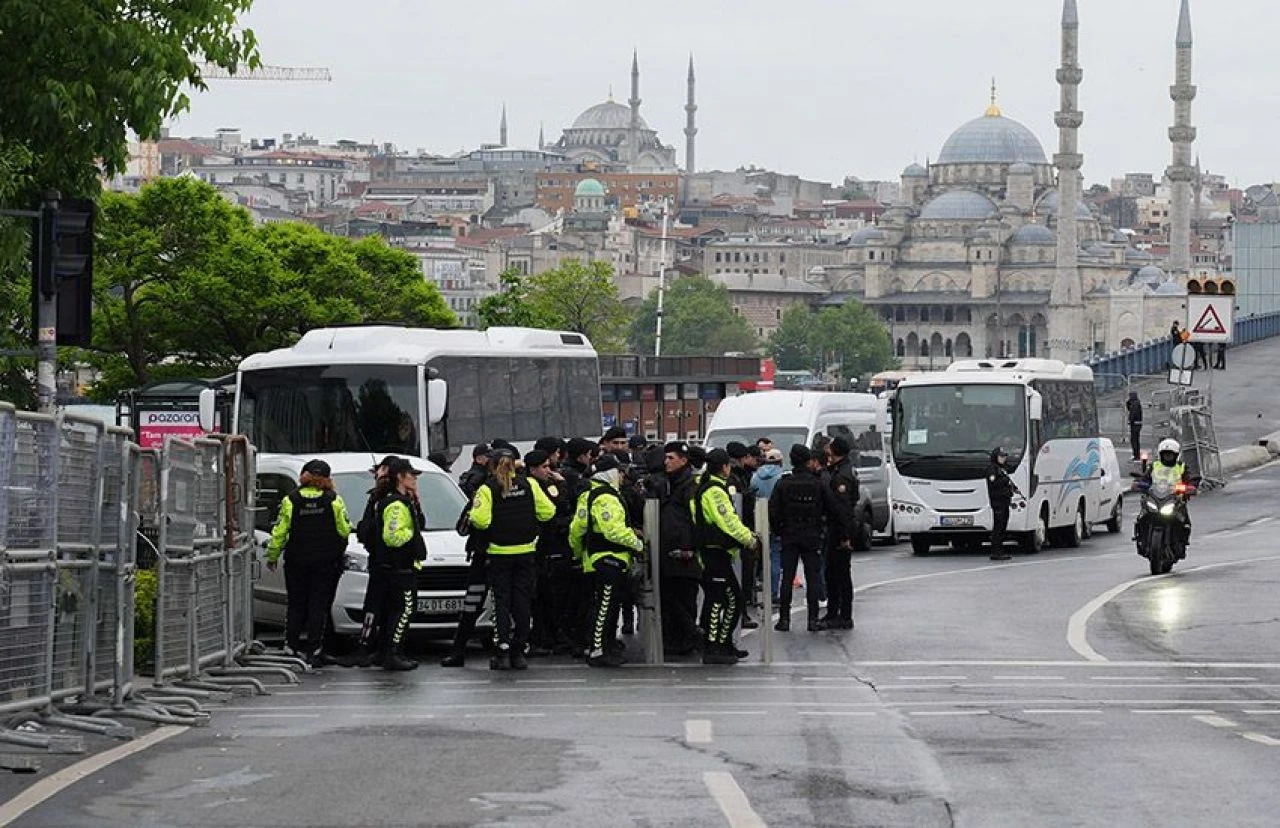 MSB'den '1 Mayıs Emek ve Dayanışma Günü' mesajı - 1. Resim
