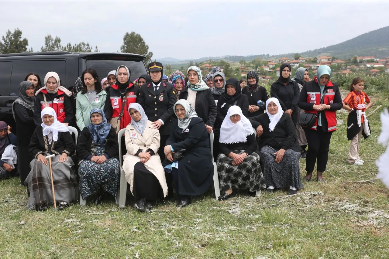 Şehit Sözleşmeli Er Rıdvan Gürsoy'a son görev! - 1. Resim