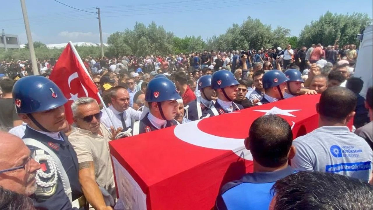  Antalyalı şehidin son türküsü duygulandırdı - 1. Resim
