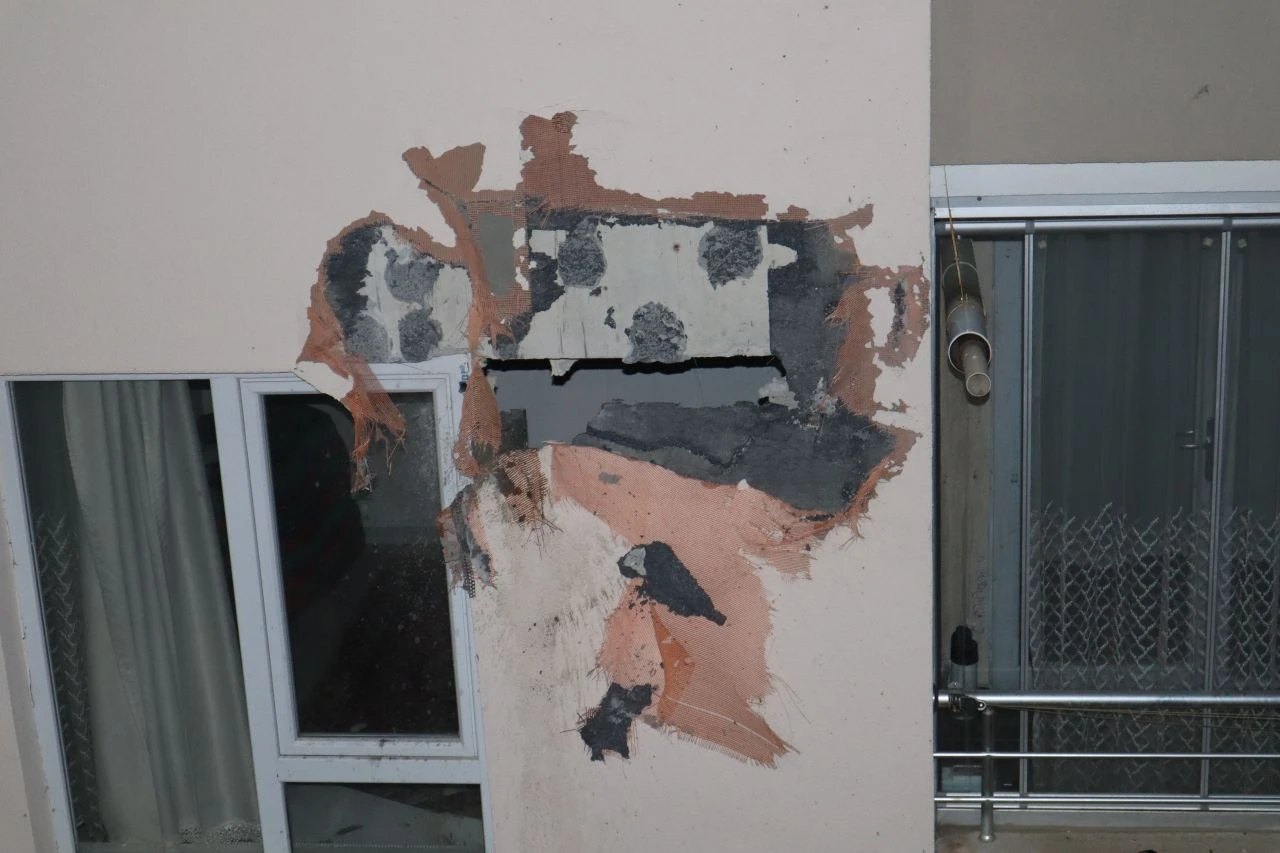 Ankara'da akılalmaz kaza! Önce 3'üncü kata çarptı sonra düştü - 2. Resim