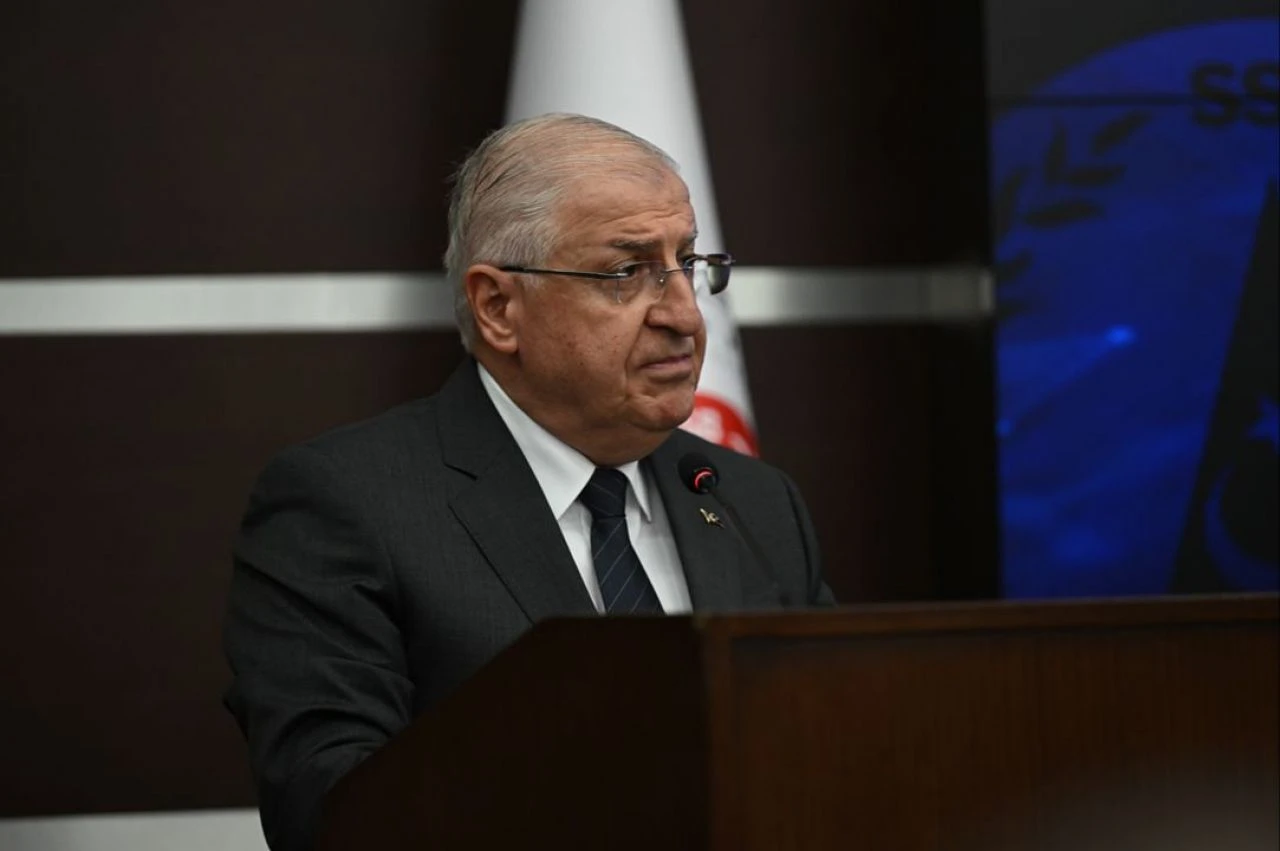 Bakan Güler'den terörle mücadele mesajı: Sürekli operasyon yapacağız - 1. Resim