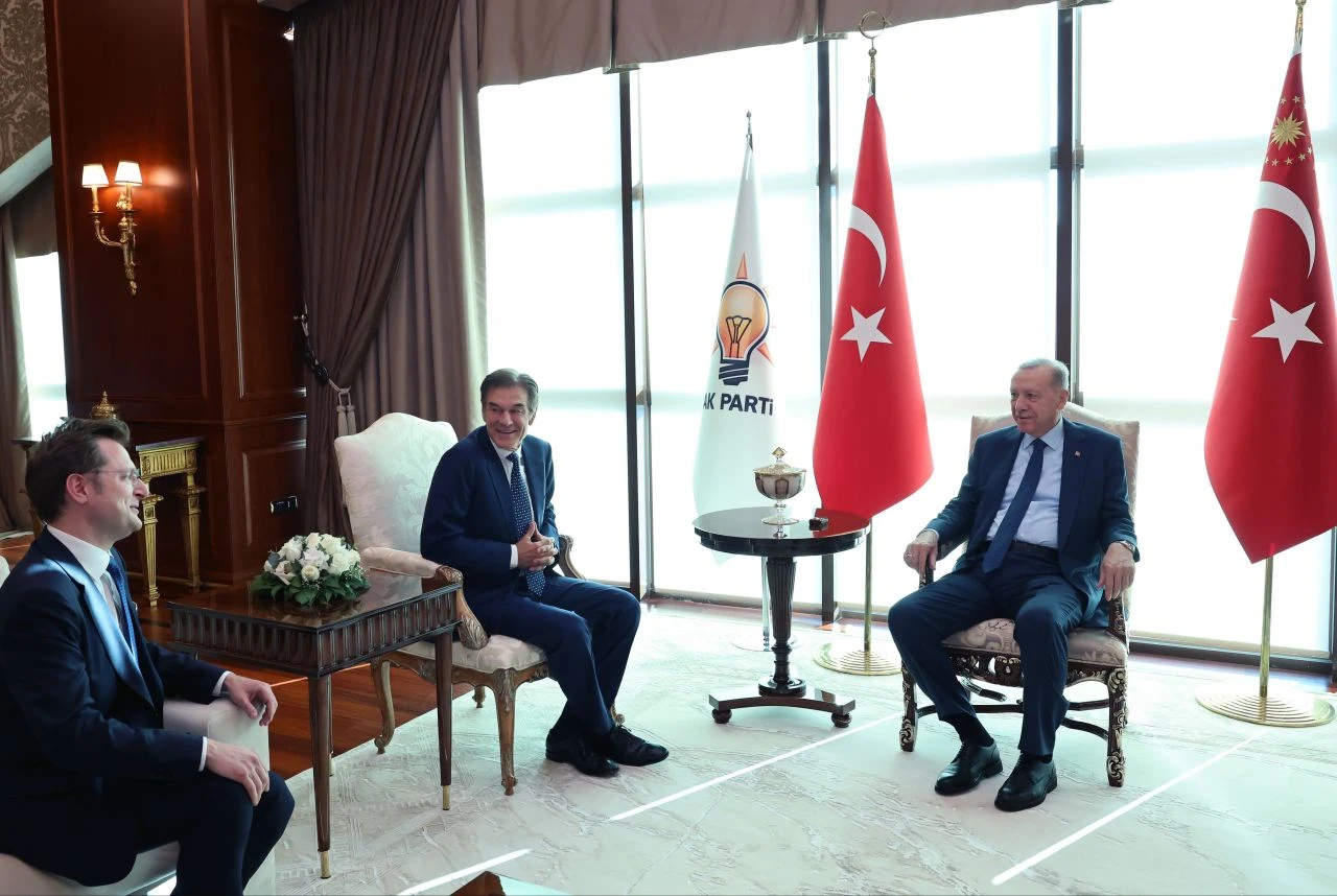 Cumhurbaşkanı Erdoğan, ünlü doktor Mehmet Öz ile görüştü