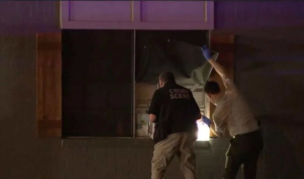 Durduk yere kurşun yağmuruna tutuldular! Mahallede bir garip olay