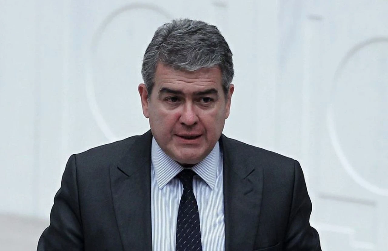 Galatasaray'da muhalefet harekete geçti! Dursun Özbek'in karşısına sürpriz rakip - 1. Resim