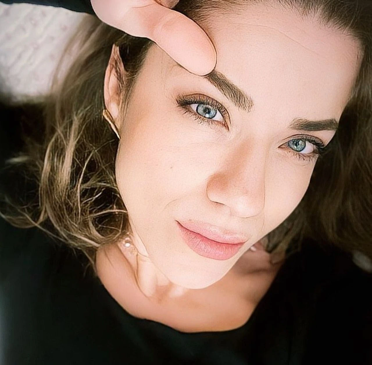 İnci Taneleri Meltem karakterini Gözde Kocaoğlu oynuyor - 1. Resim