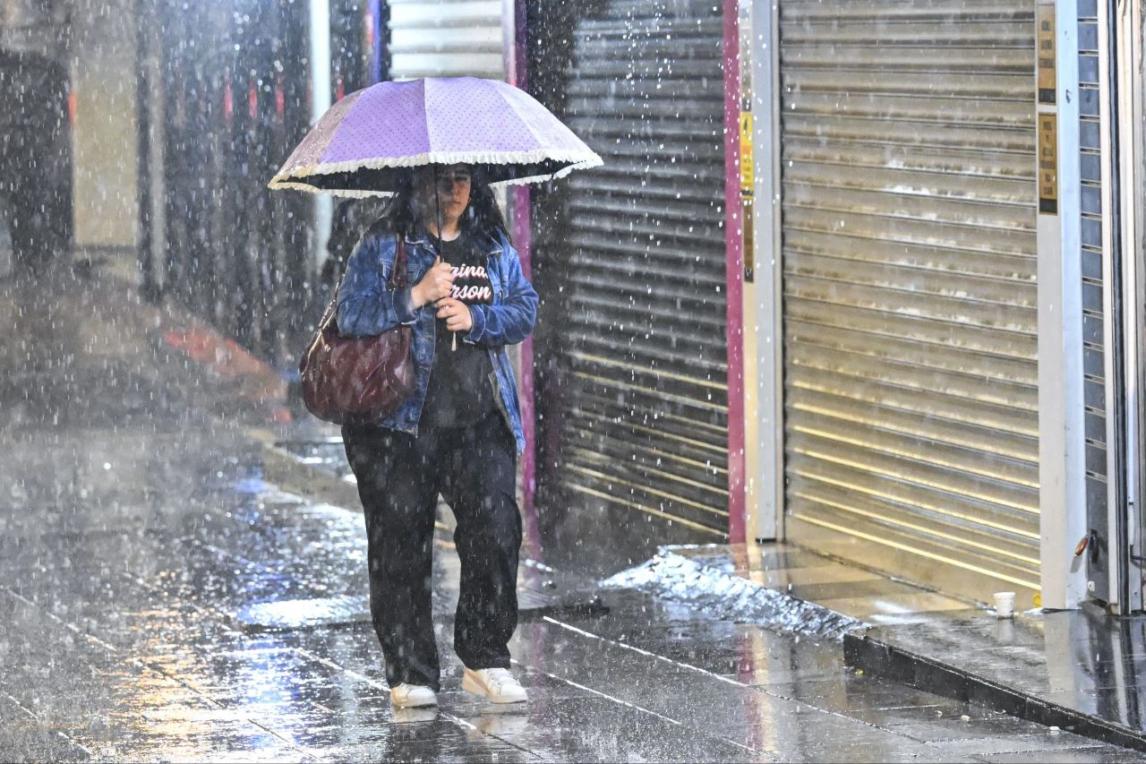 Mayıs ayı yoğun yağış ve selle başladı, Meteoroloji bu tarihe kadar uyardı