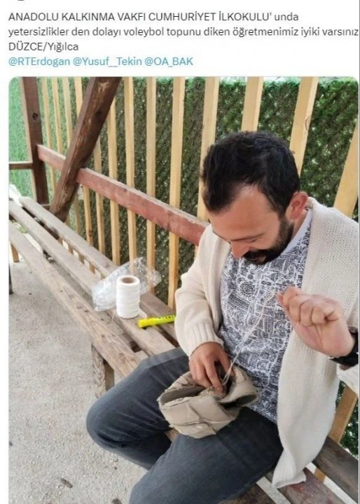 Patlayan voleybol topunu elleriyle dikmişti: Öğrencilerden duygulandıran hareket... - 3. Resim