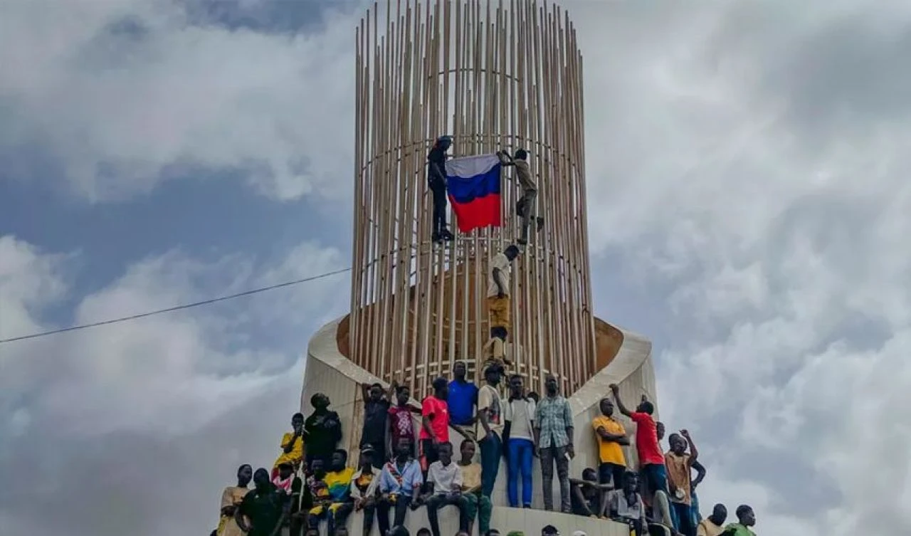 ABD ve Rusya Nijer'de karşı karşıya geldi! Rus askerleri ABD üssüne girdi - 3. Resim