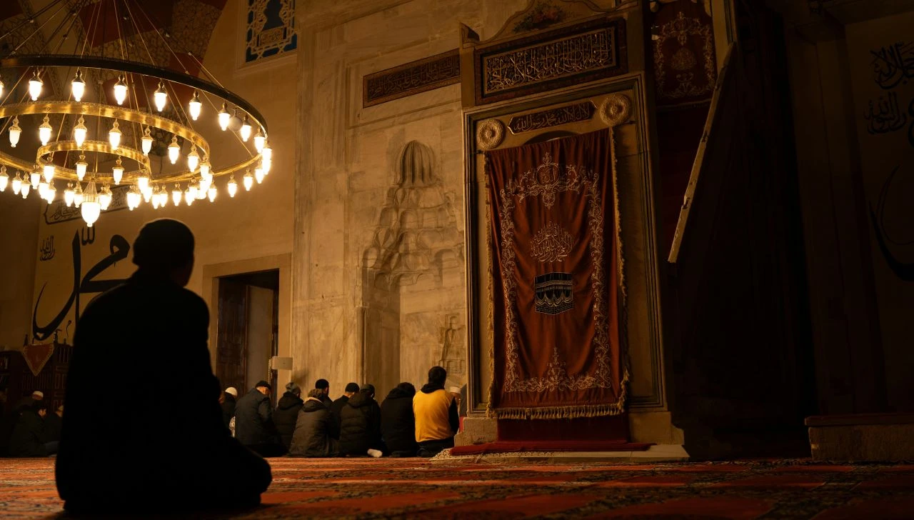 Antalya Manavgat’ta 06.12’de, Serik’te 06.13’de, Konyaaltı’nda 06.16’da bayram namazı kılınacak