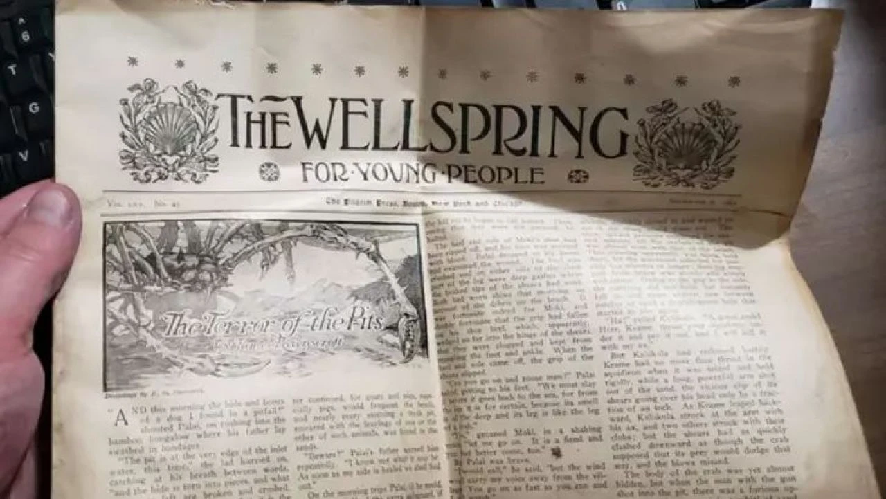 Eski evden çıkan 100 yıllık zaman kapsülü! Tavandan sırlar döküldü