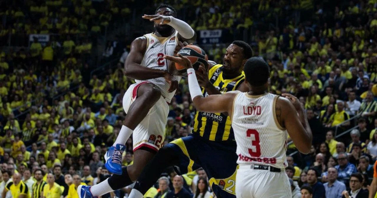 Fenerbahçe - Monaco maçı 65-62 bitti - 1. Resim