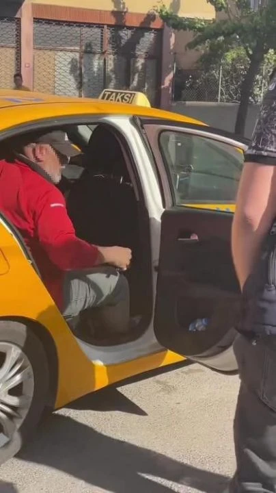 Pendik'te herkesin gözü önünde kaçırdı! Yalvarışlarını film gibi izlediler