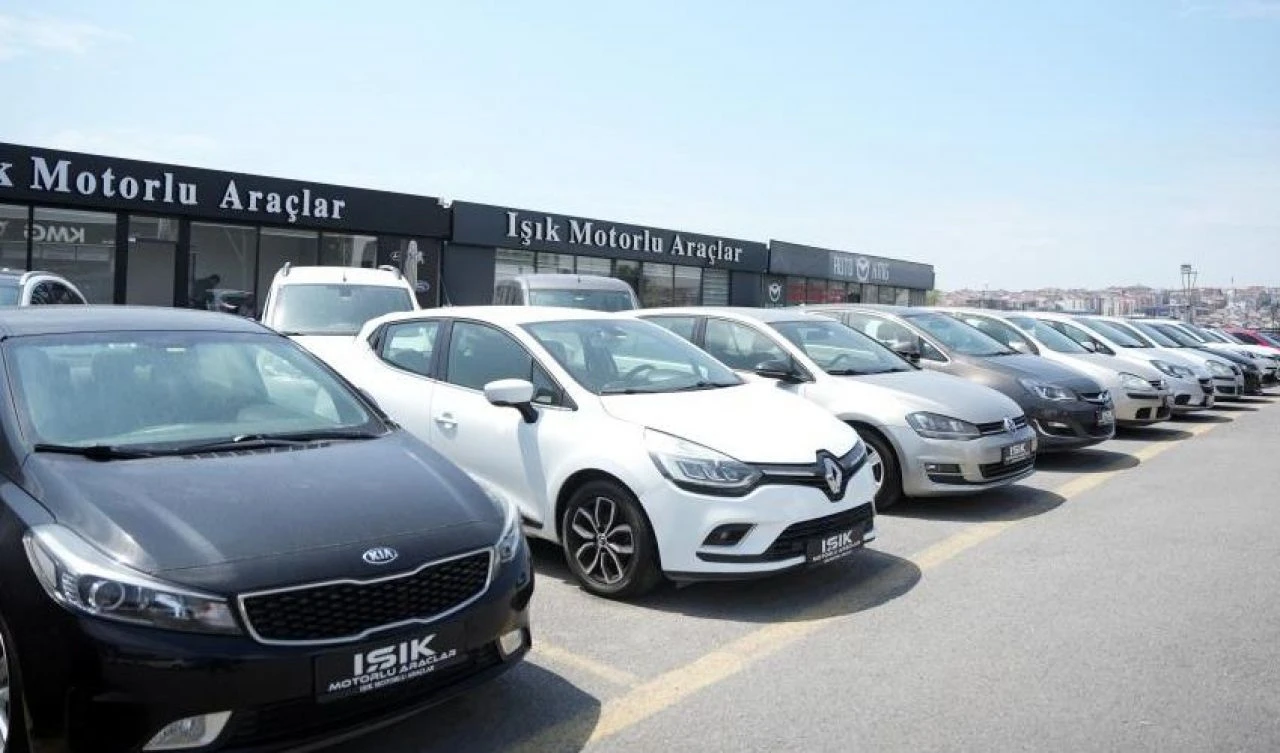 Yüksek faiz ikinci el oto pazarını vurdu! Alım da fiyatlar da düştü - 2. Resim