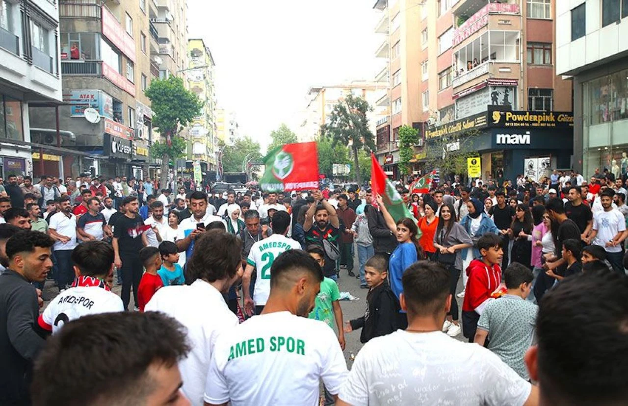 Amed Sportif Faaliyetler Trendyol 1. Lig'e yükseldi