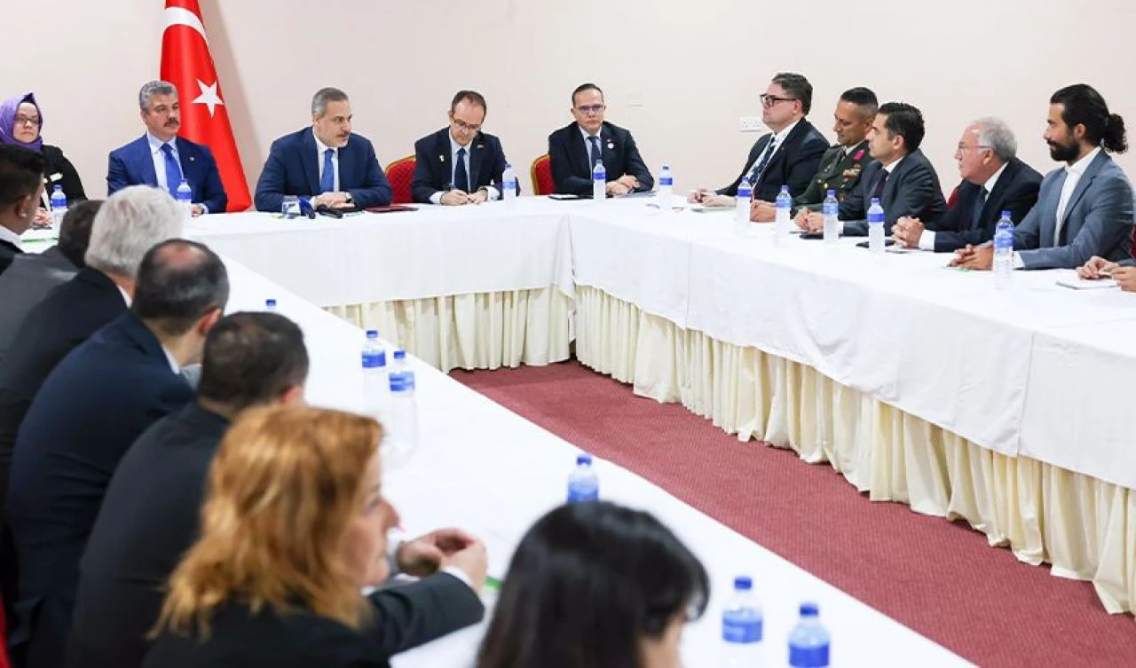 Bakan Fidan Gambiya'da! İslam İşbirliği Teşkilatı Zirvesi öncesi kritik temaslar - 1. Resim