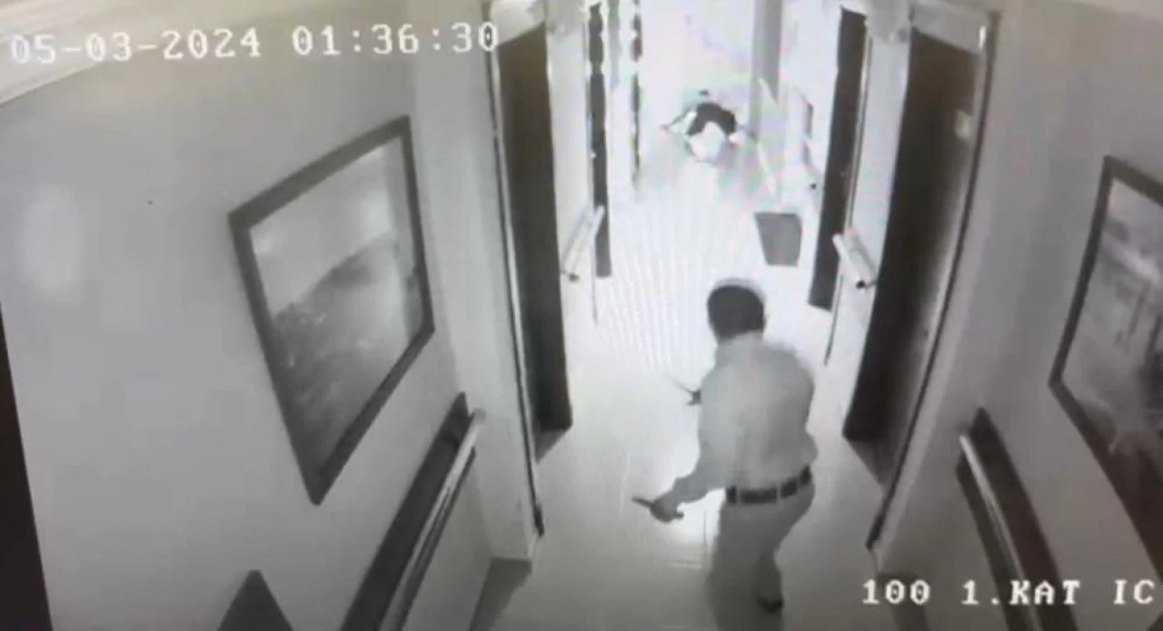 Huzurevindeki dehşet anları güvenlik kamerasında! 2 kişiyi öldürüp 1 kişiyi yaraladı...