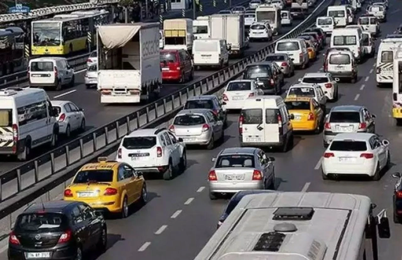 İstanbul'da yarın bazı yollar trafiğe kapatılıyor: İşte alternatif güzergahlar! - 1. Resim