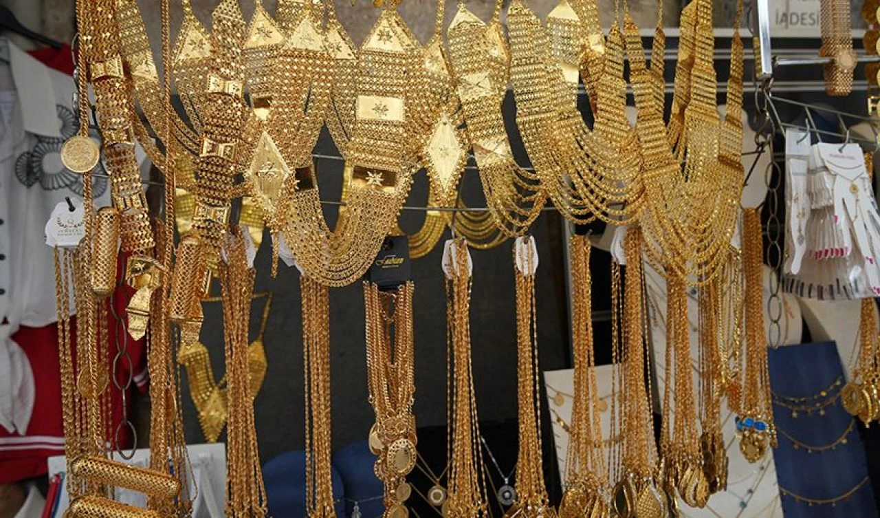 Sarraflar bile anlamıyor, piyasada sahte altın alarmı! - 3. Resim
