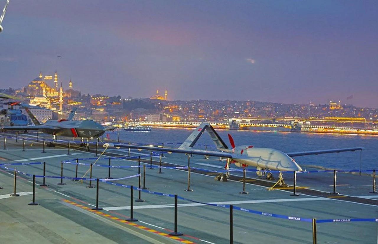 Selçuk Bayraktar’dan TCG Anadolu’da ‘Kızılelma’lı paylaşım! - 1. Resim