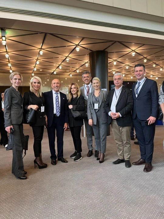 Türk iş insanları Almanya'da ekonomi gündemini belirleyecek! Gururlandıran Almanya çıkarması