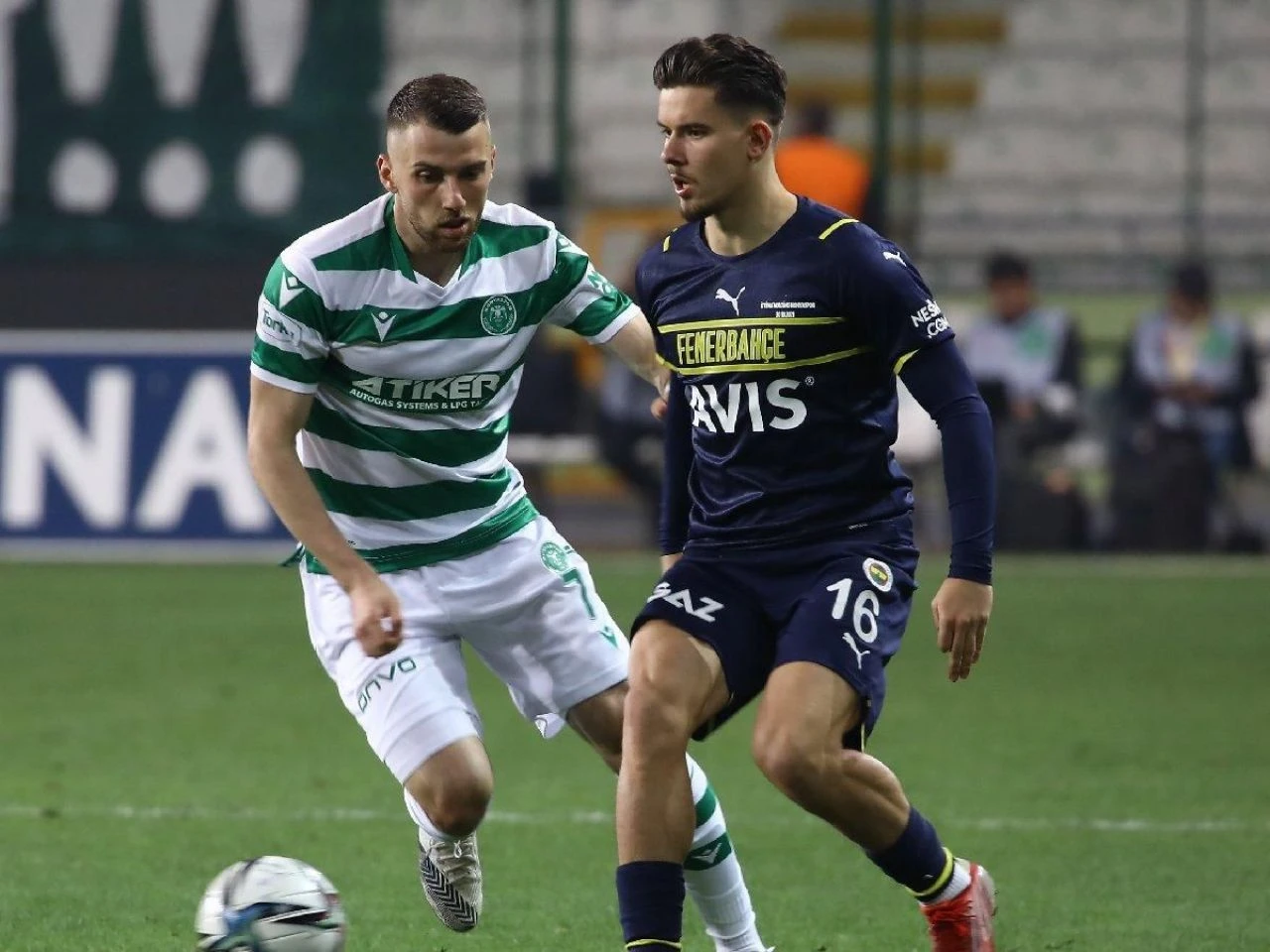 Fenerbahçe - Konyaspor maçı 6 Mayıs saat 20.00'da oynanacak