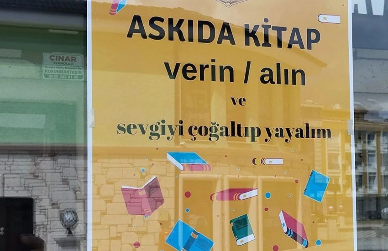 İzmir'de Askıda Kitap Projesi: Sevgiyi çoğaltıp yayalım! - 2. Resim