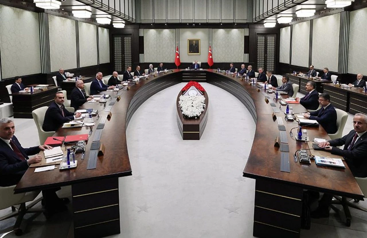 Öğretmen atamasında beklenen karar! Cumhurbaşkanı Erdoğan duyurdu