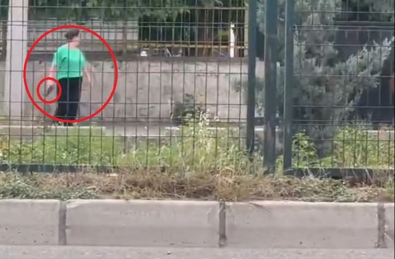 Mardin'de kız öğrenci silahla okulu bastı! - 1. Resim