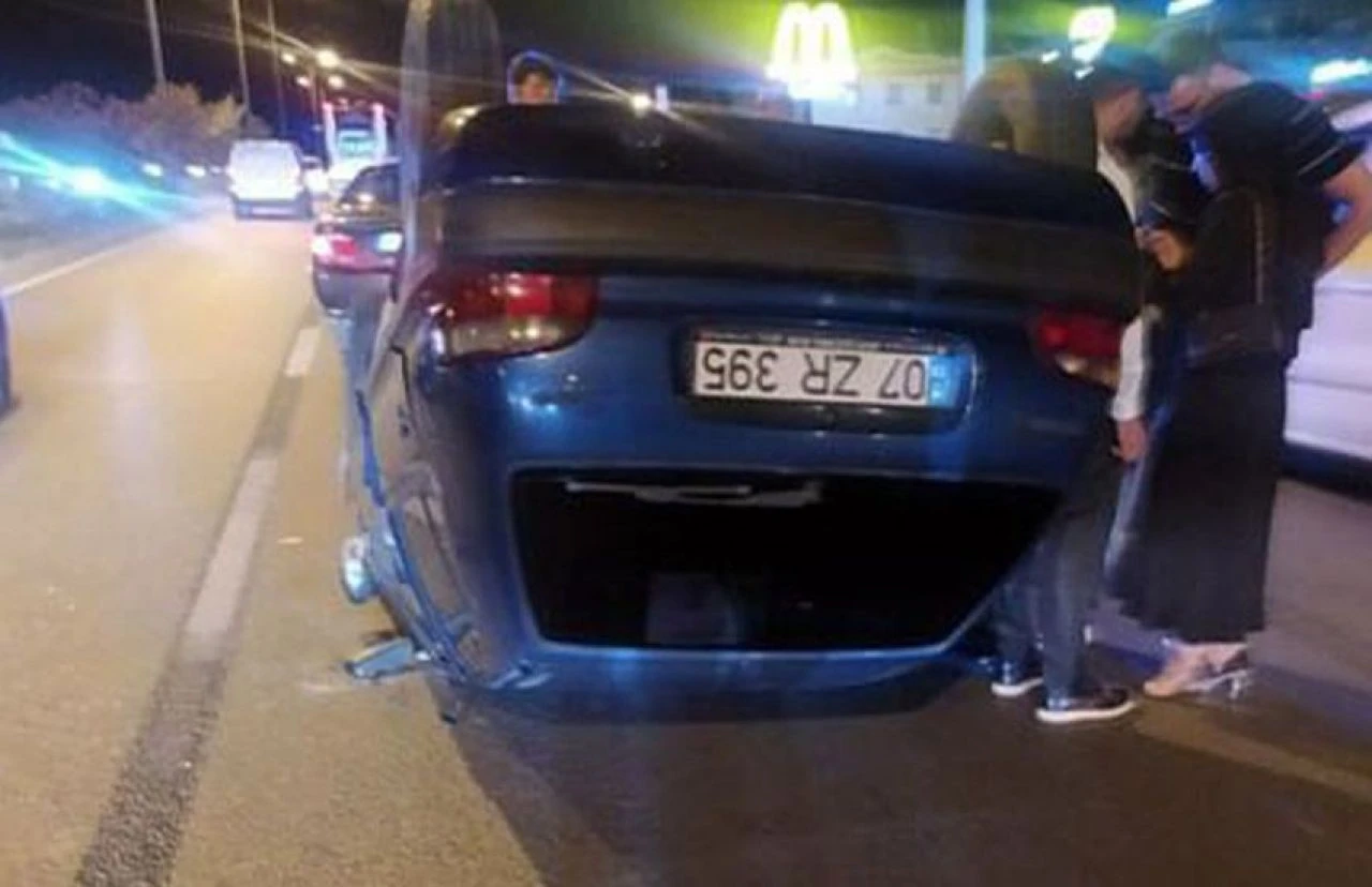 Takla atan araçta kaza anı görüntülendi