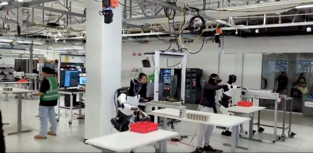 Tesla'nın Optimus'u artık insanı korkutacak boyutta! Yeni yetenek kazandı