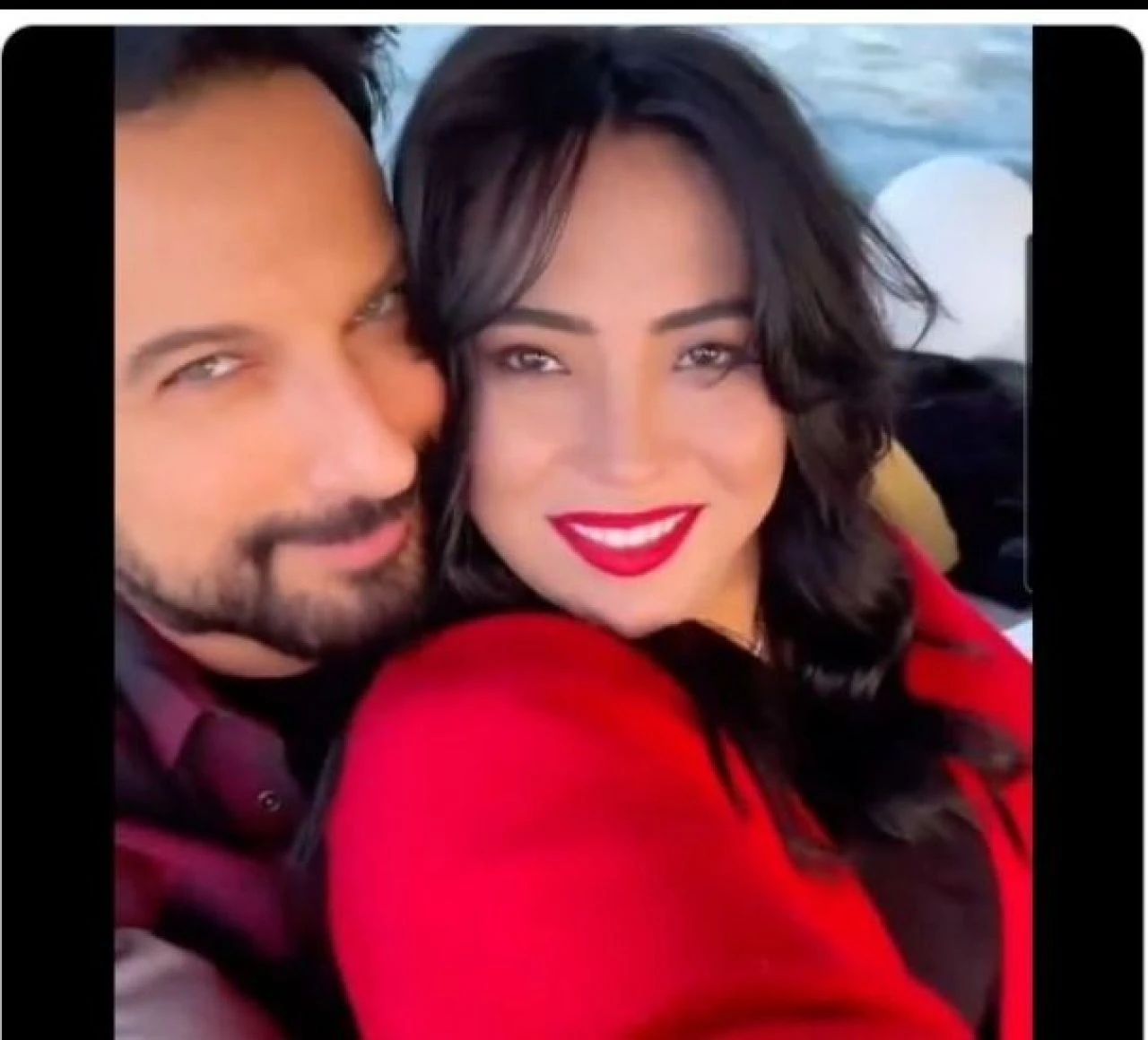Tarkan'dan 8'inci evlilik yıl dönümüne özel romantik kutlama