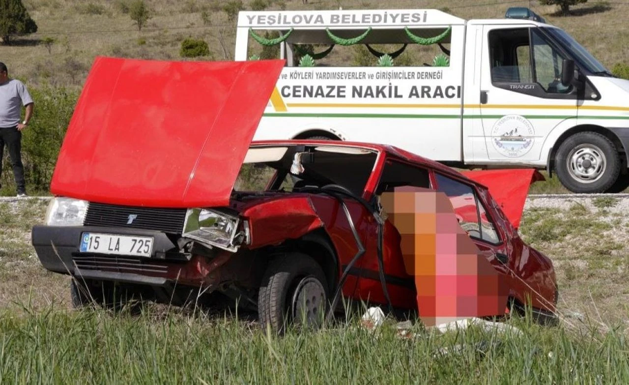 Burdur'da şarampol faciası! Sürücü hayatını kaybetti - 1. Resim
