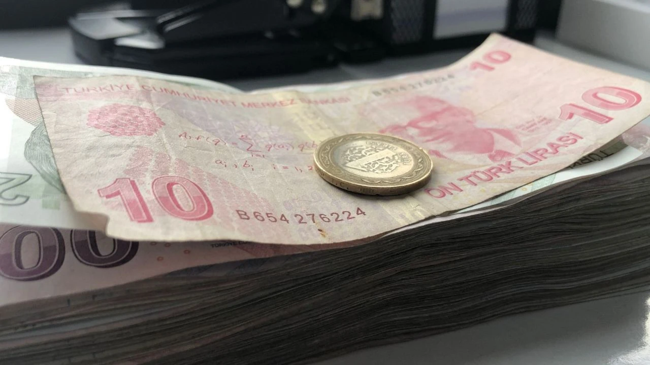 "Seyyanen zam olmazsa olmaz" İsa Karakaş müjde üstüne müjde verdi!