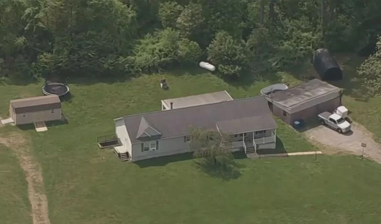 Kendi kızına yapmadığını bırakmadı! 22 kiloyla ölüme sürükledi - 3. Resim