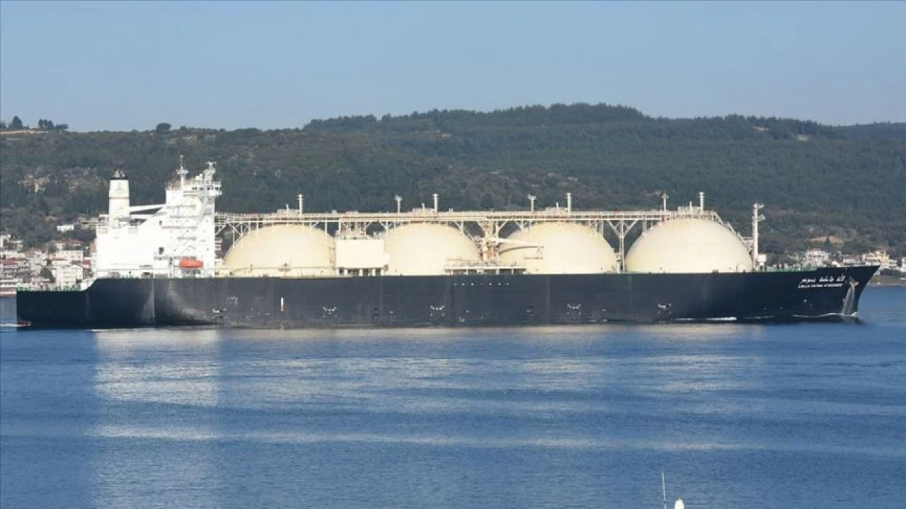 Sıvılaştırılmış doğalgaz LNG olarak adlandırılıyor