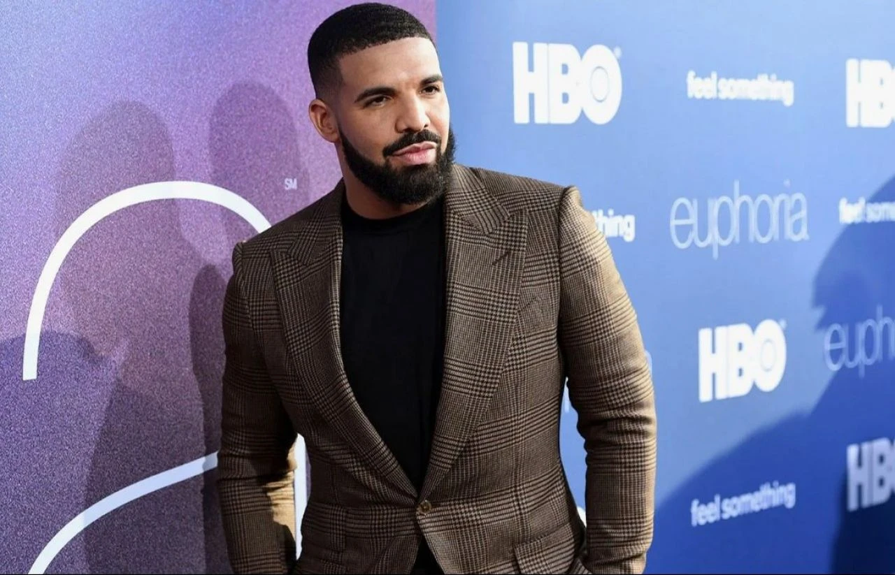Ünlü rapçi Drake'in evinin önünde silahlı saldırı! Çalışanı vuruldu