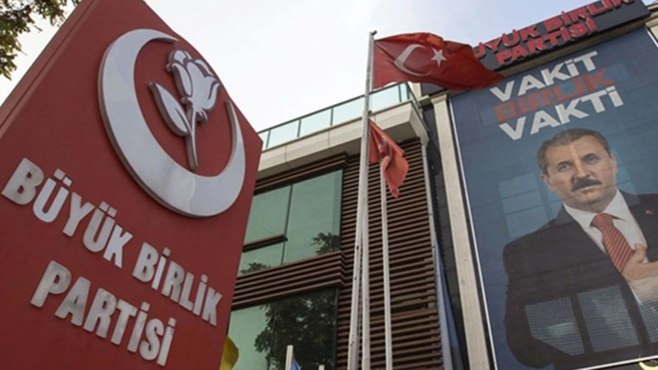 BBP'de 5 il başkanı görevden alındı