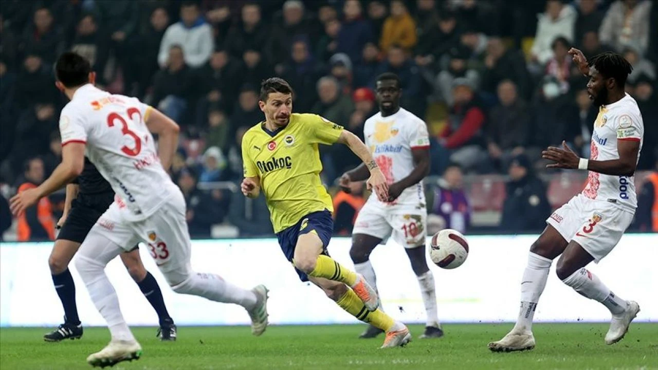 Hakem Direnç Tonusluoğlu'nun Fenerbahçe karnesi