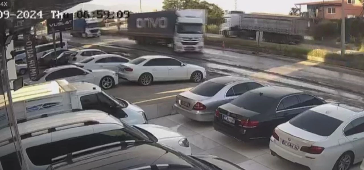 Tır şoförünün o hamlesi büyük faciayı önledi - 1. Resim