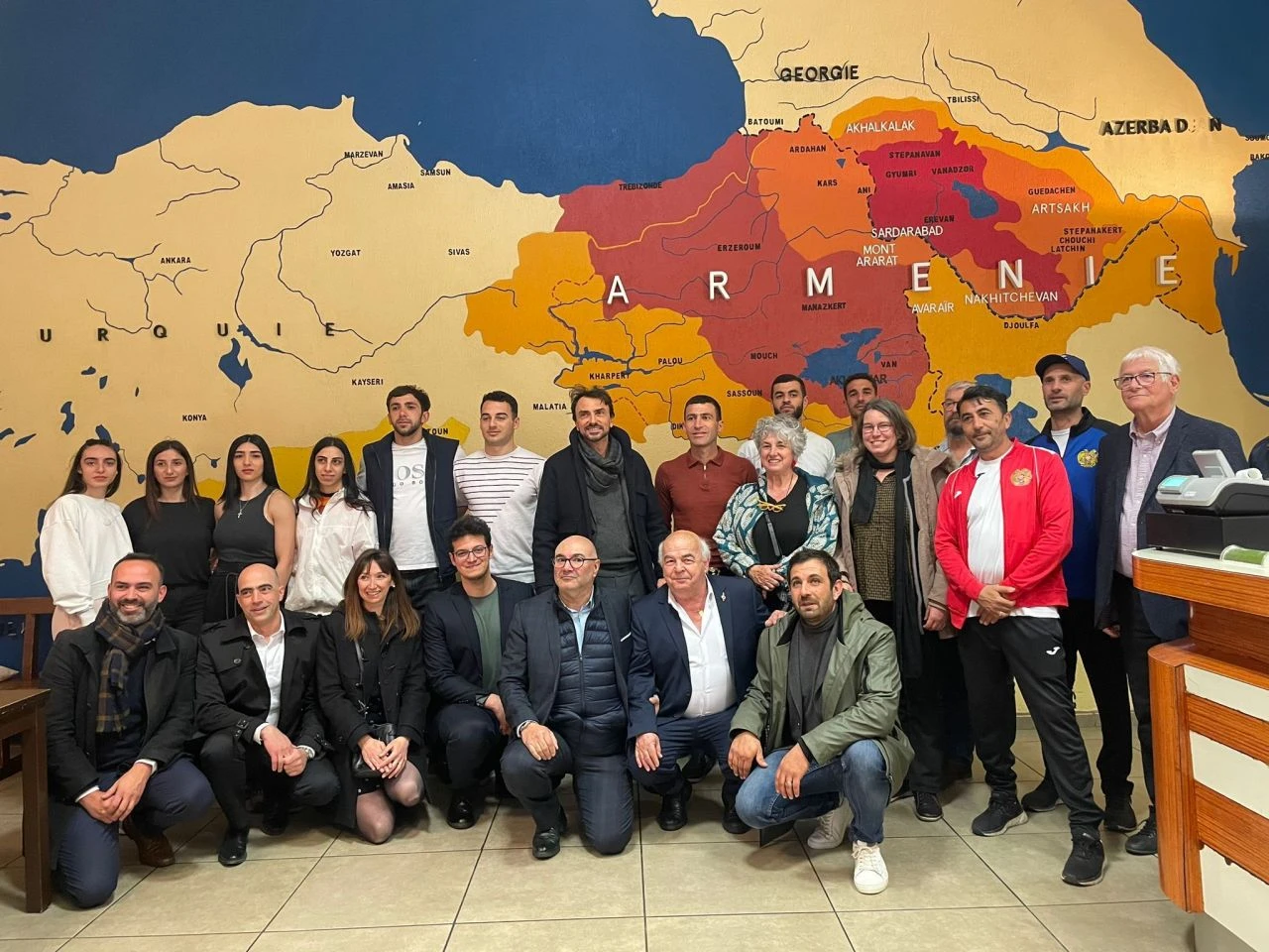 Fransız belediye başkanından skandal harita: Türkiye'nin doğusunu Ermenilere verdiler!